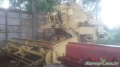 Colheitadeira New Holland 1530